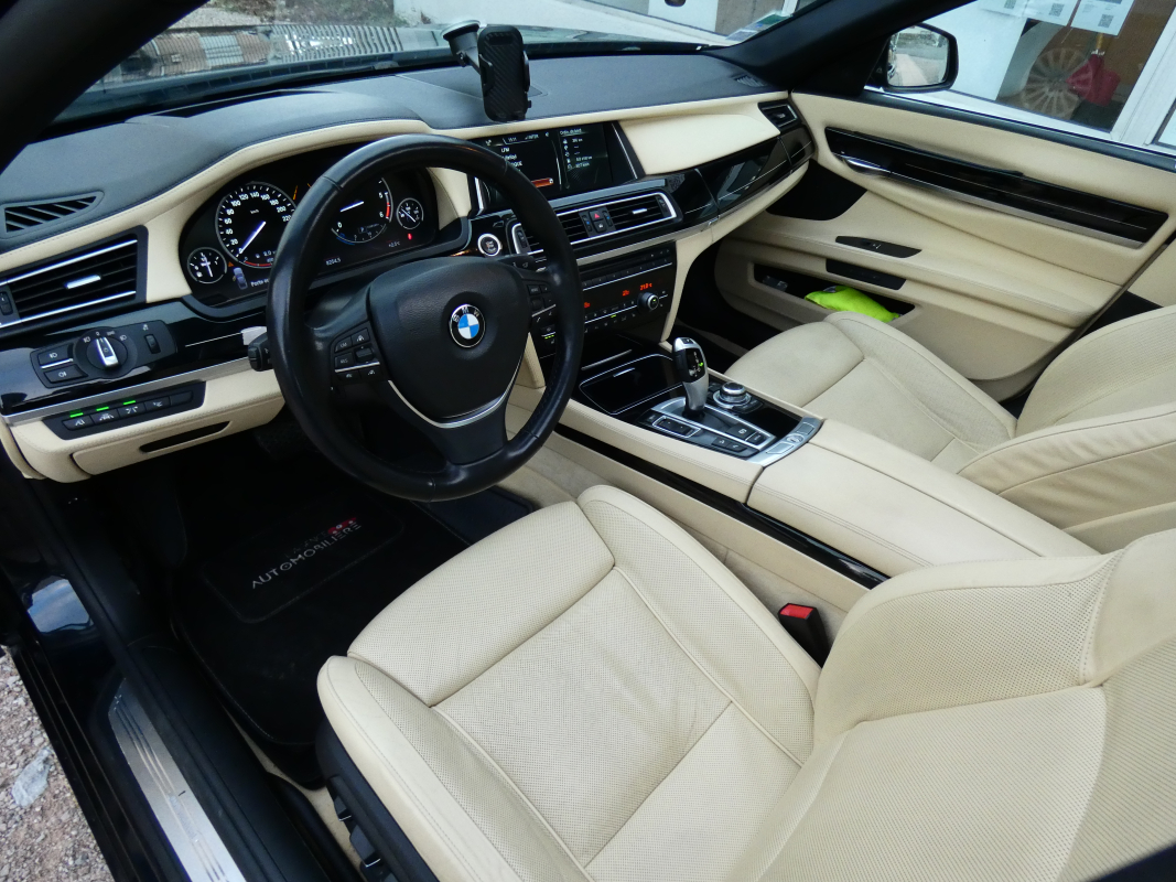 Bmw Série 7 — 11