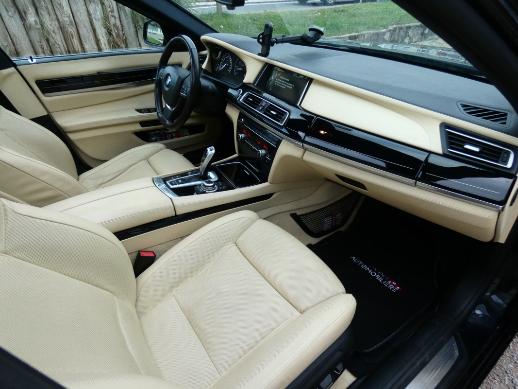 Bmw Série 7 — 17