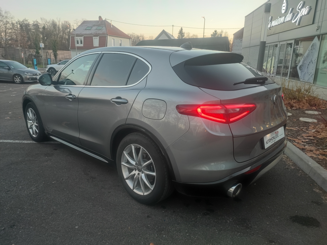 Alfa Romeo STELVIO — 3