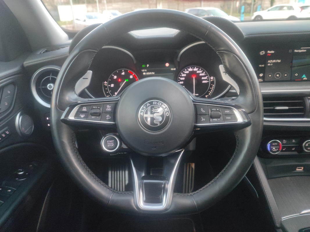 Alfa Romeo STELVIO — 16