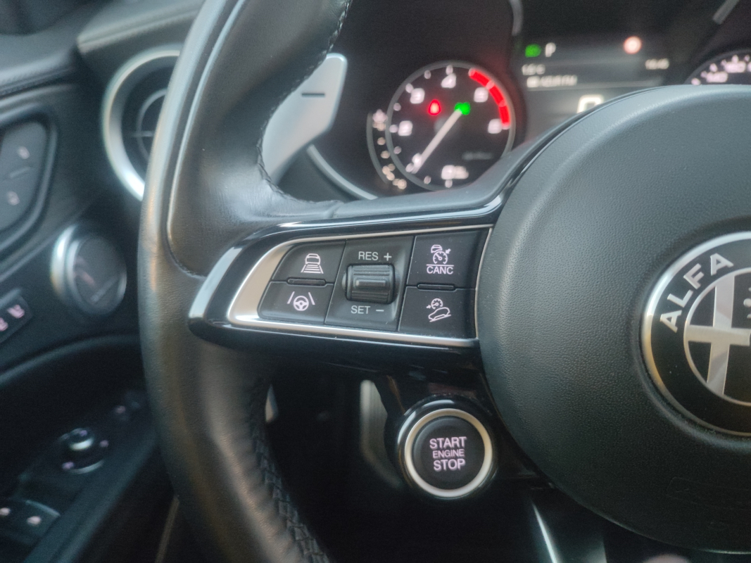 Alfa Romeo STELVIO — 28