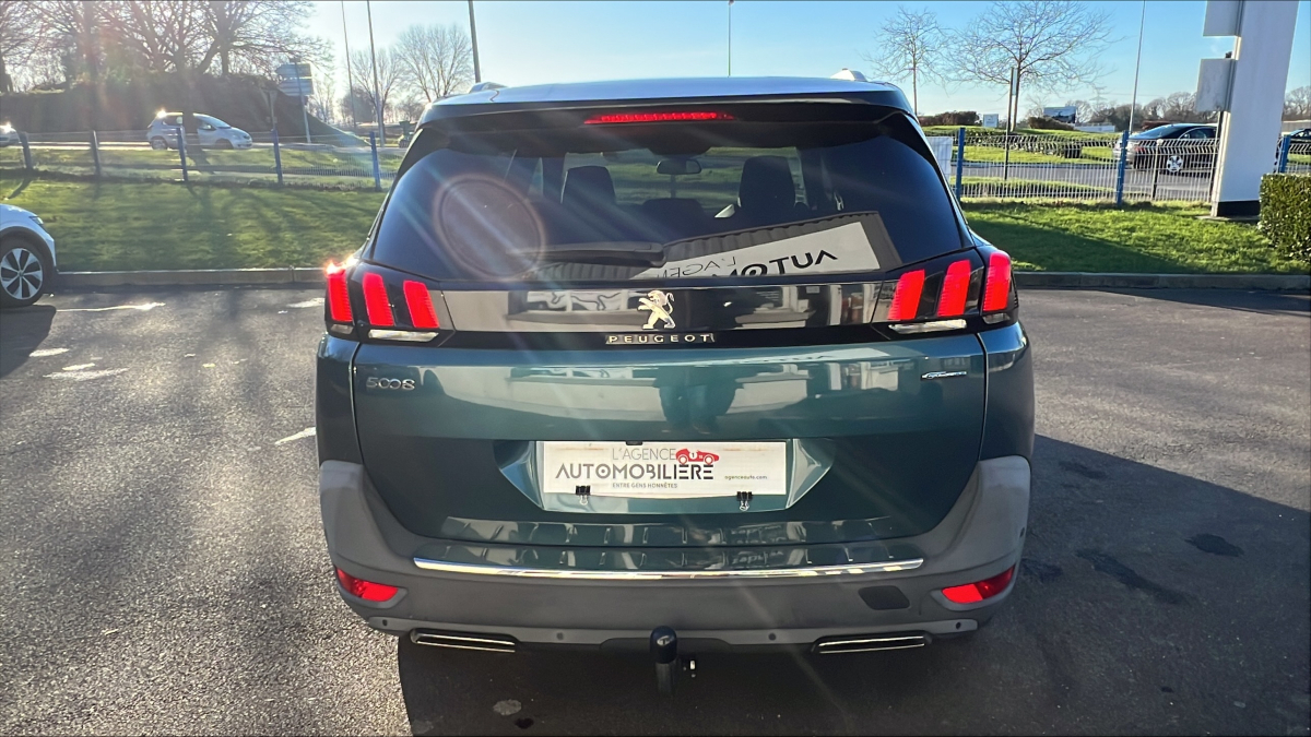 Peugeot 5008 — 8