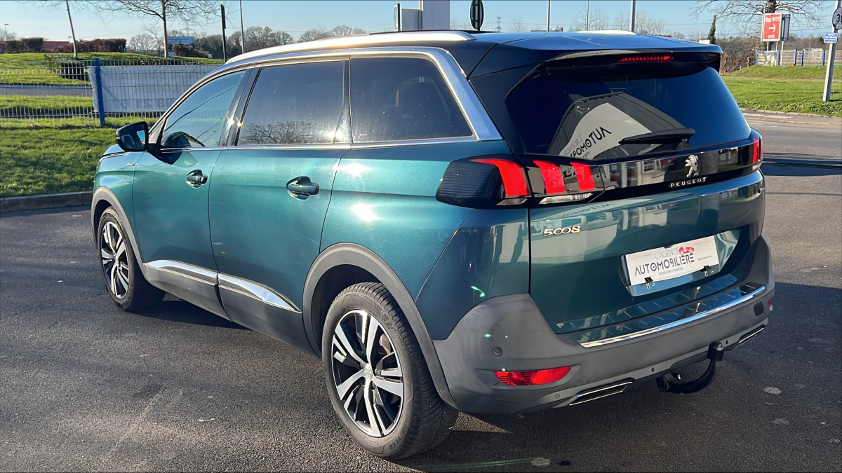 Peugeot 5008 — 10