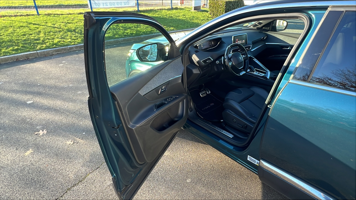 Peugeot 5008 — 15