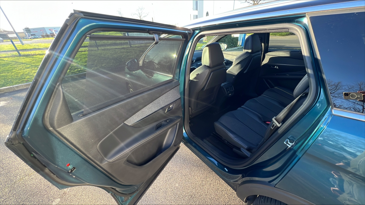 Peugeot 5008 — 23