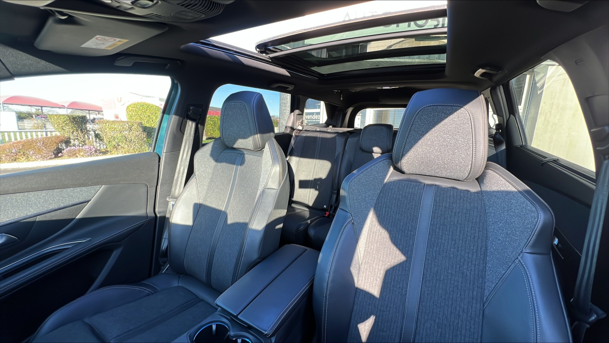 Peugeot 5008 — 18
