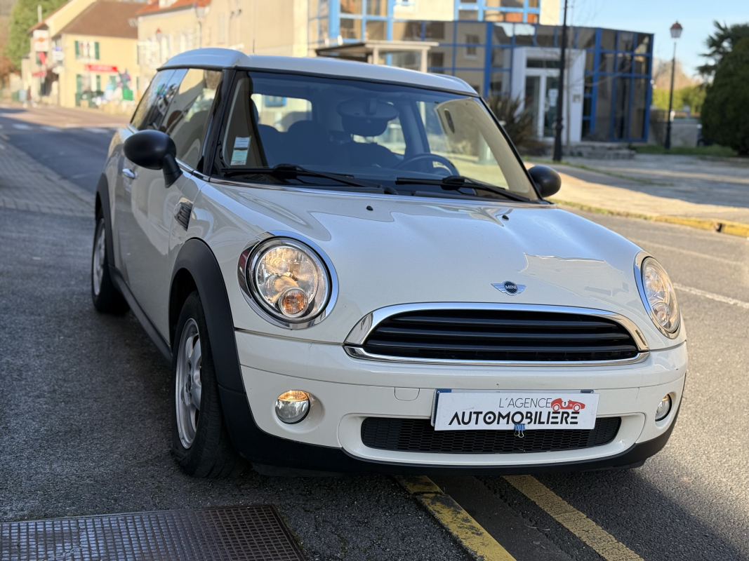 Mini Clubman — 3