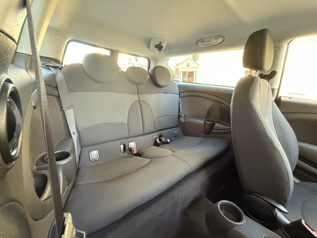 Mini Clubman — 14