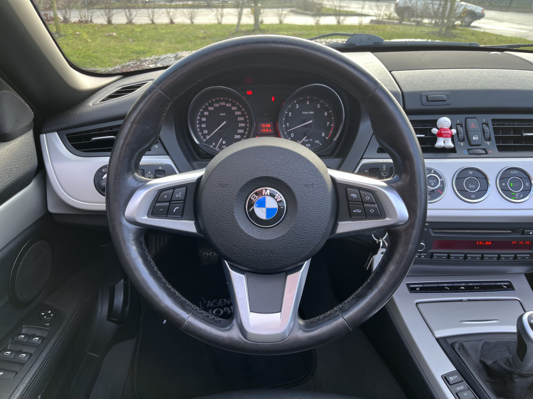 Bmw Z4 Roadster — 17