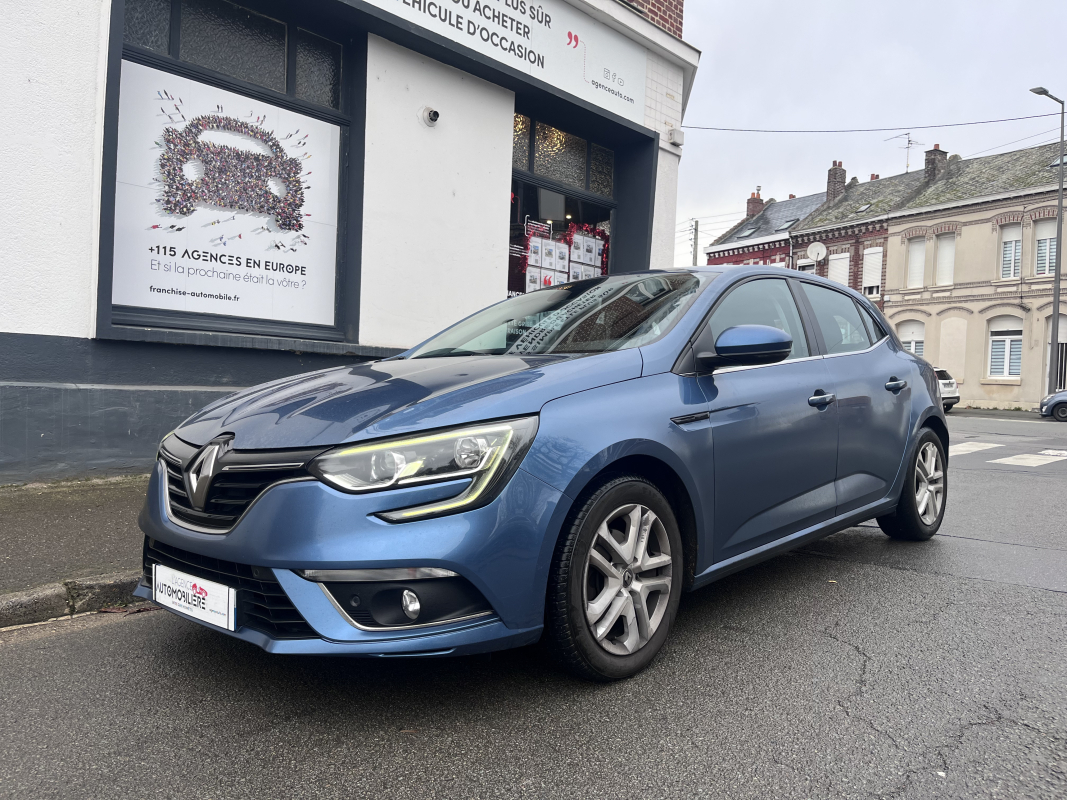 Renault Megane — 3