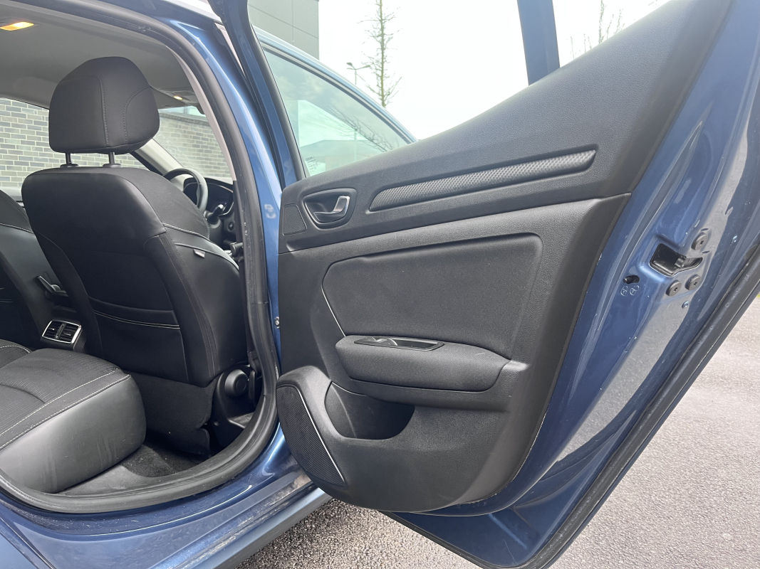 Renault Megane — 23