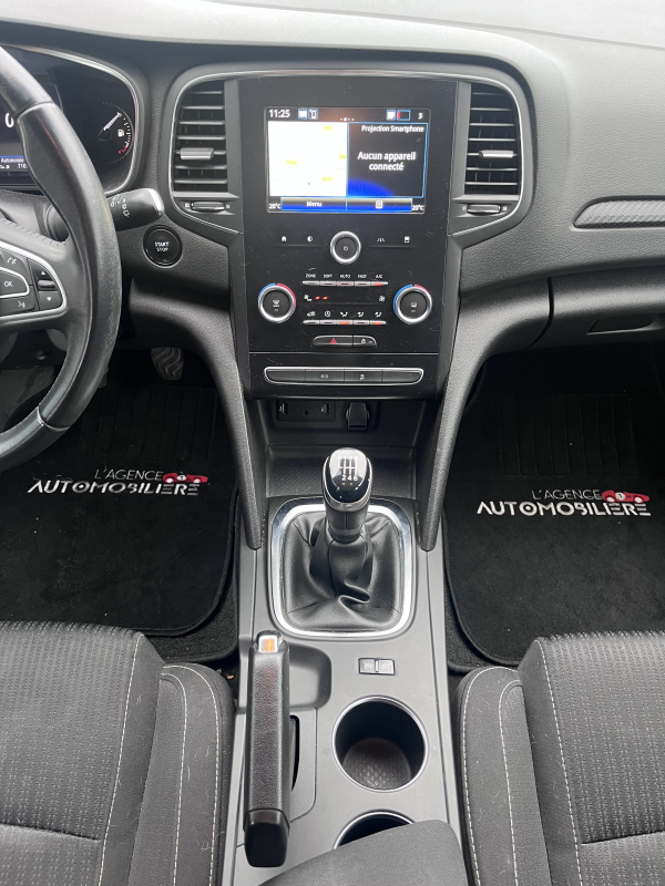 Renault Megane — 18