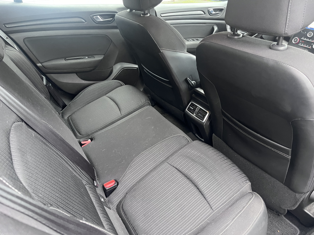 Renault Megane — 25