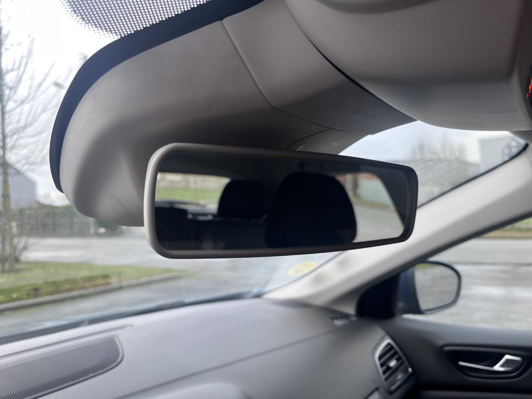 Renault Megane — 19