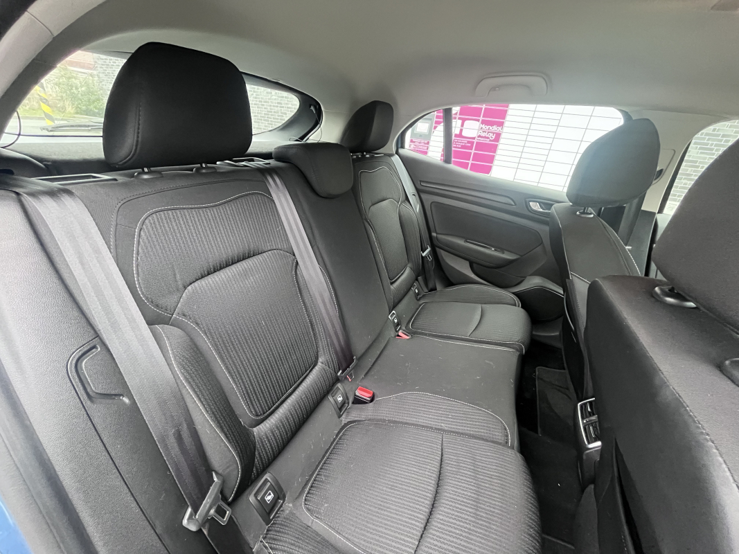 Renault Megane — 24