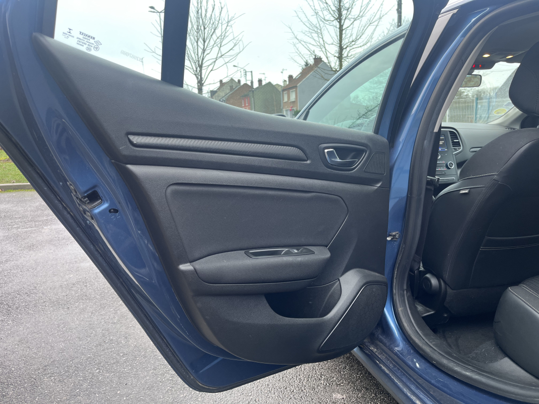 Renault Megane — 26