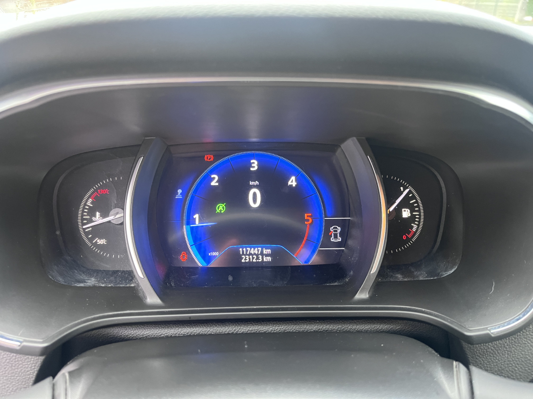 Renault Megane — 16