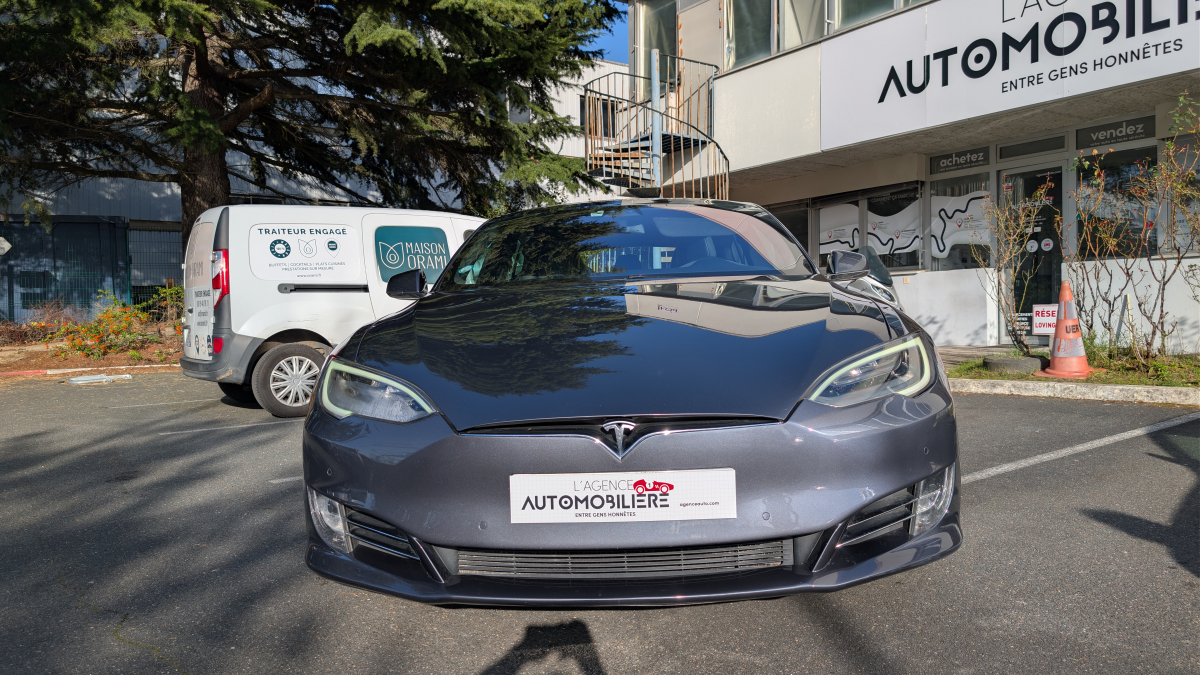 Tesla Model S — 2