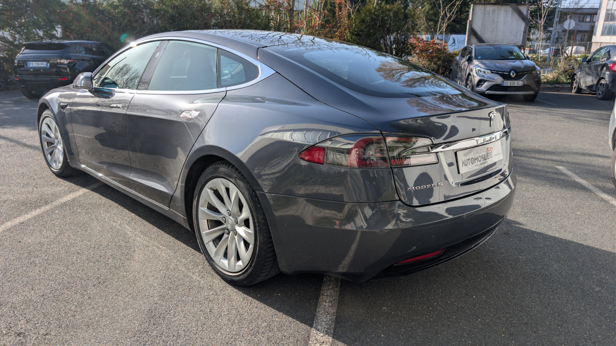 Tesla Model S — 5