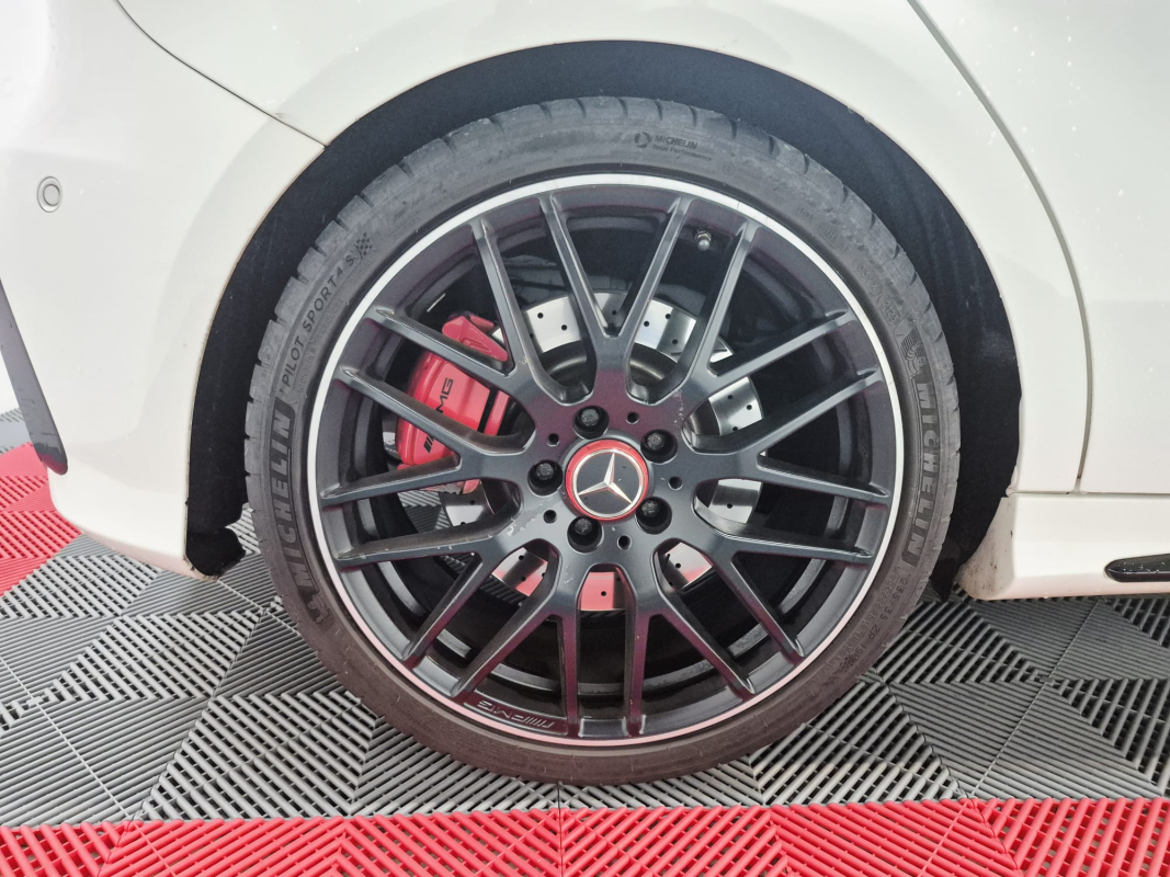 Mercedes Classe A — 21