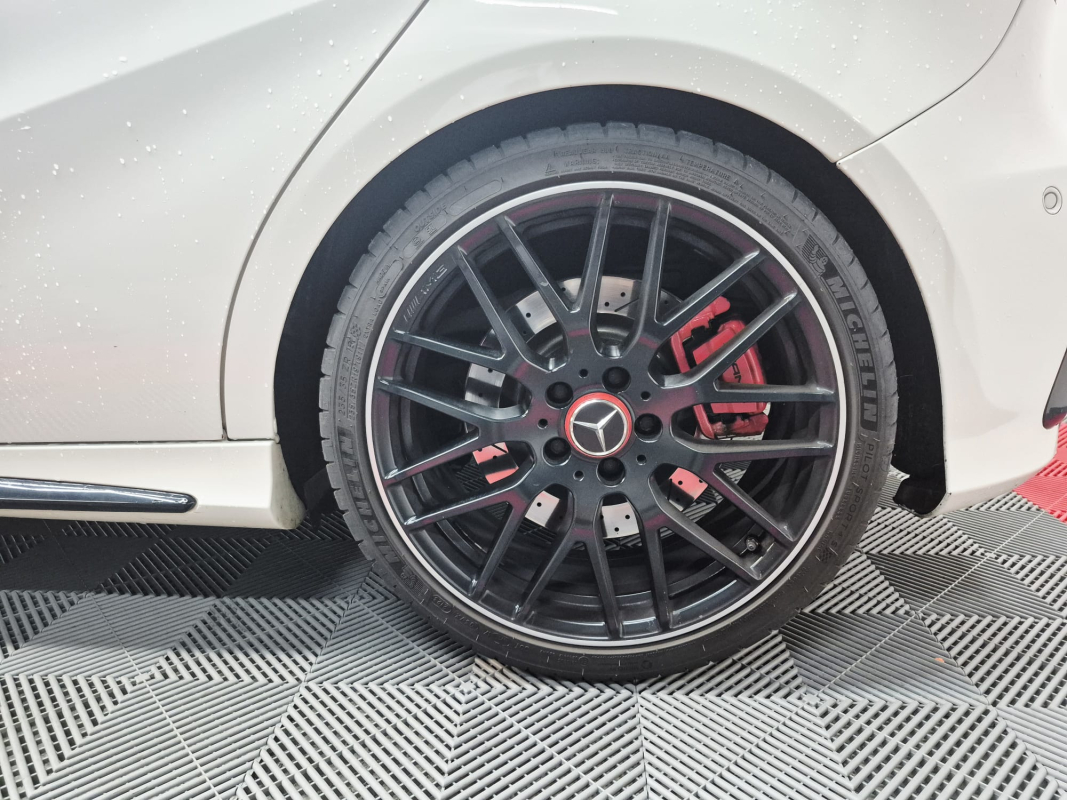 Mercedes Classe A — 23