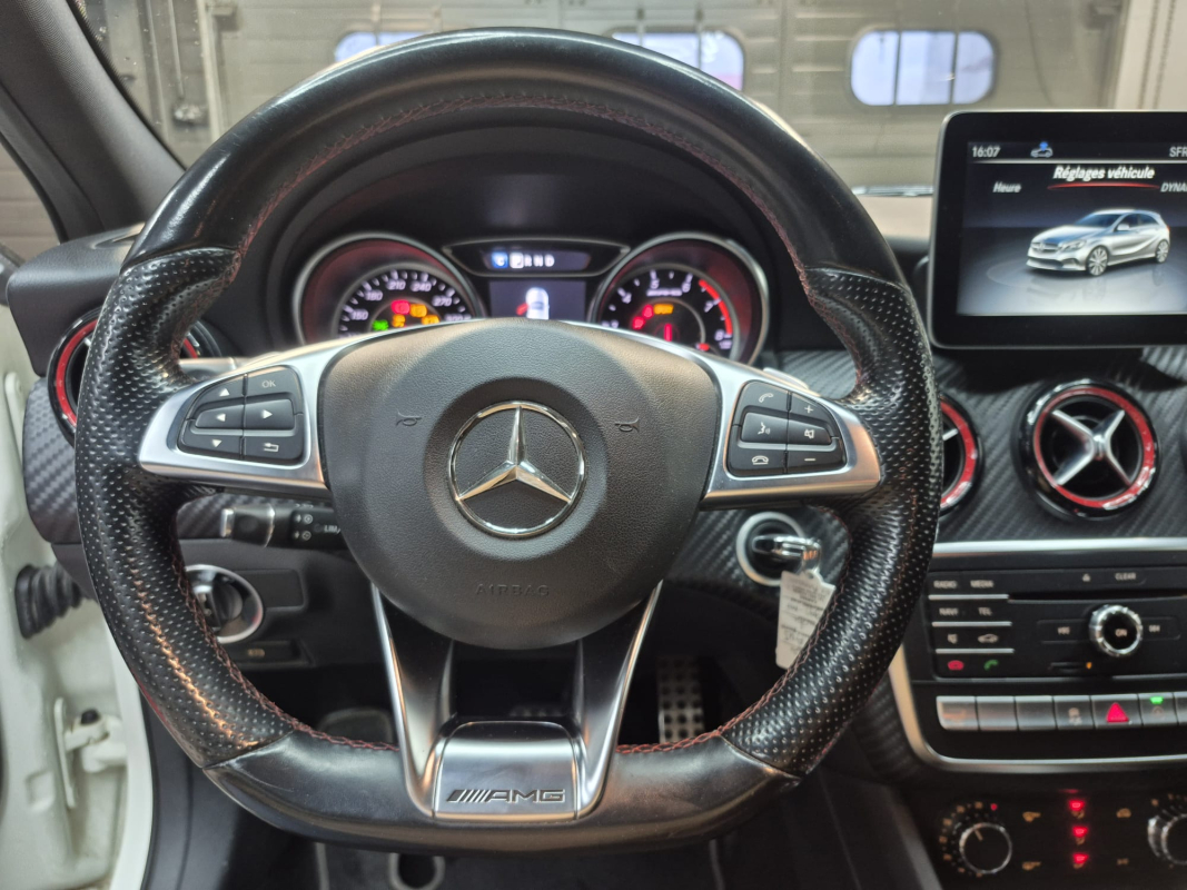 Mercedes Classe A — 14