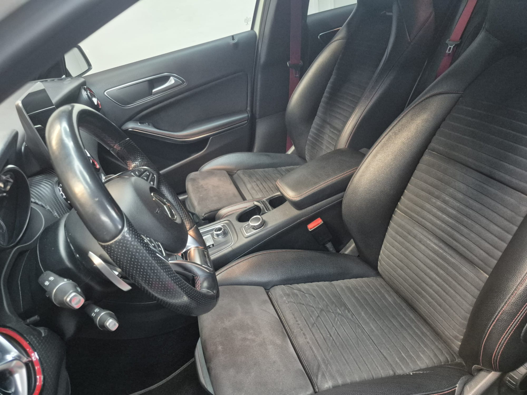 Mercedes Classe A — 11