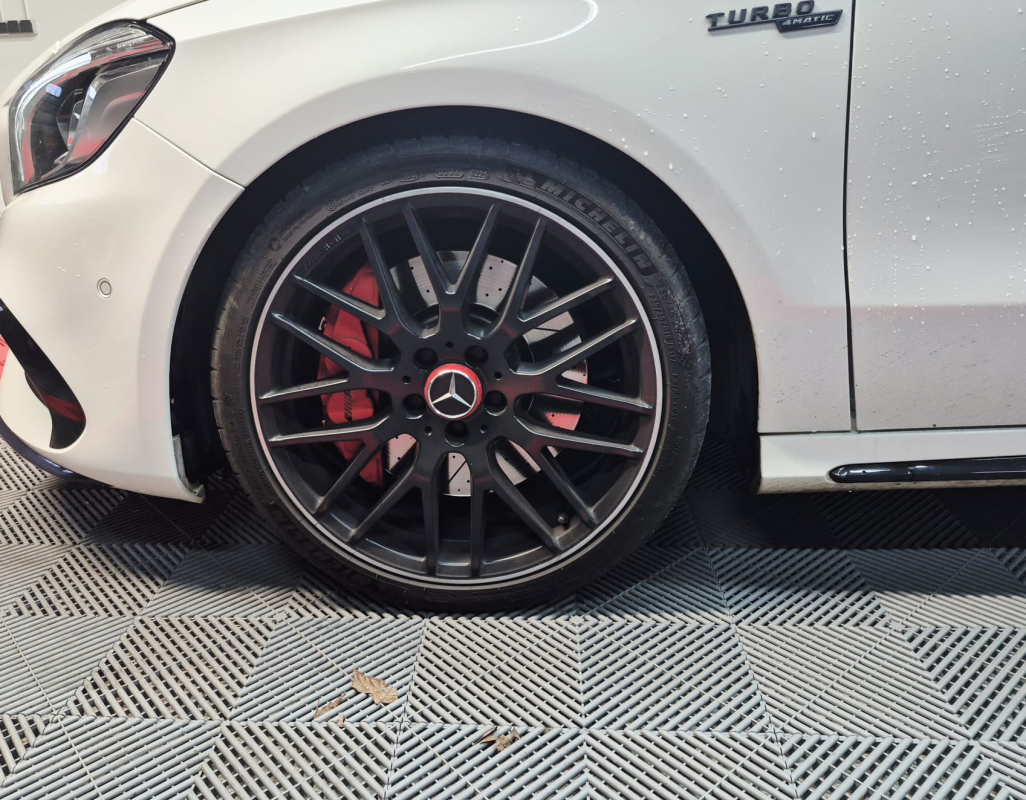 Mercedes Classe A — 24