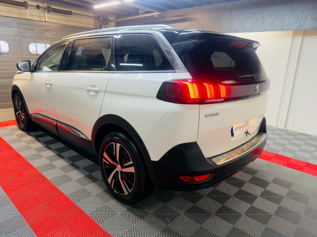 Peugeot 5008 — 7