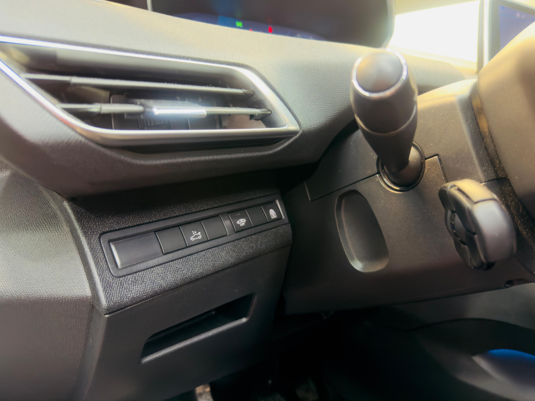 Peugeot 5008 — 24