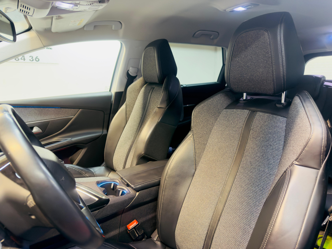 Peugeot 5008 — 10