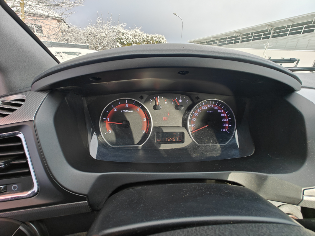 Ssangyong Actyon — 27