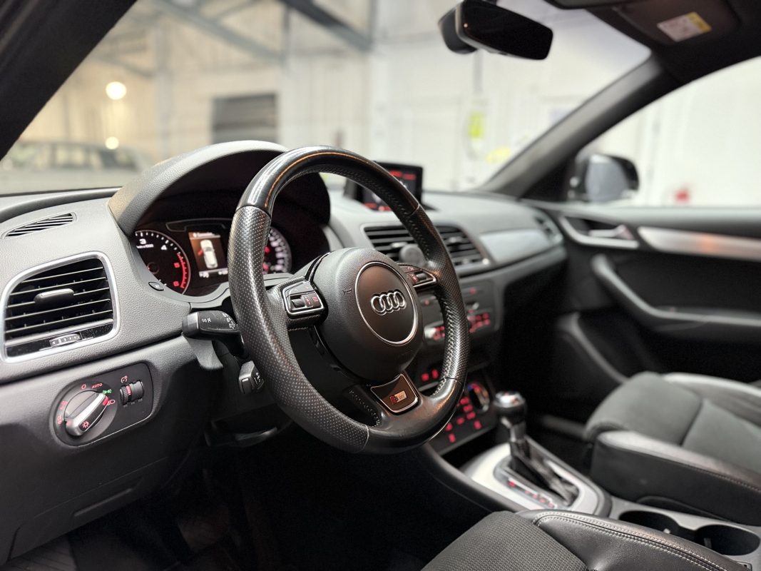 Audi Q3 — 7