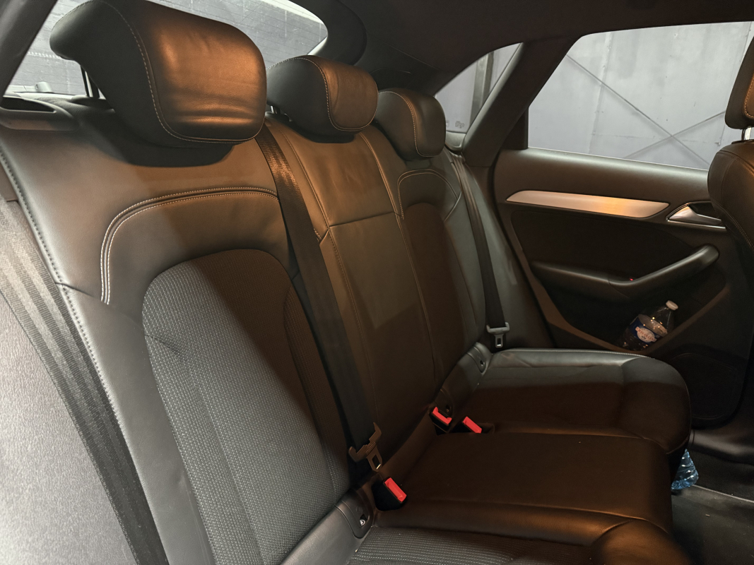 Audi Q3 — 11