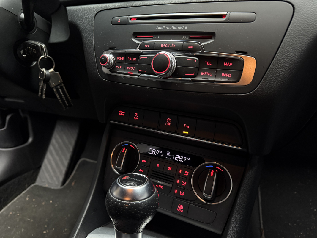 Audi Q3 — 14