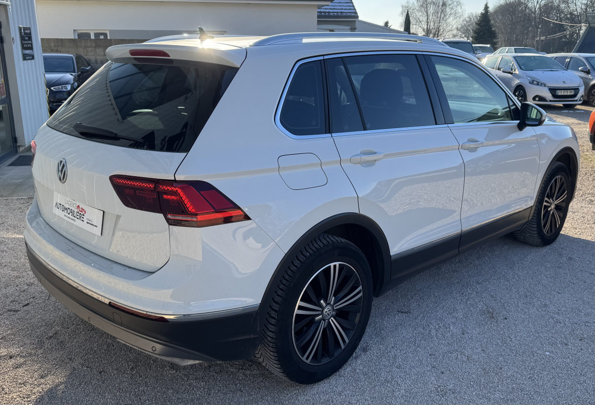 Volkswagen Tiguan — 7