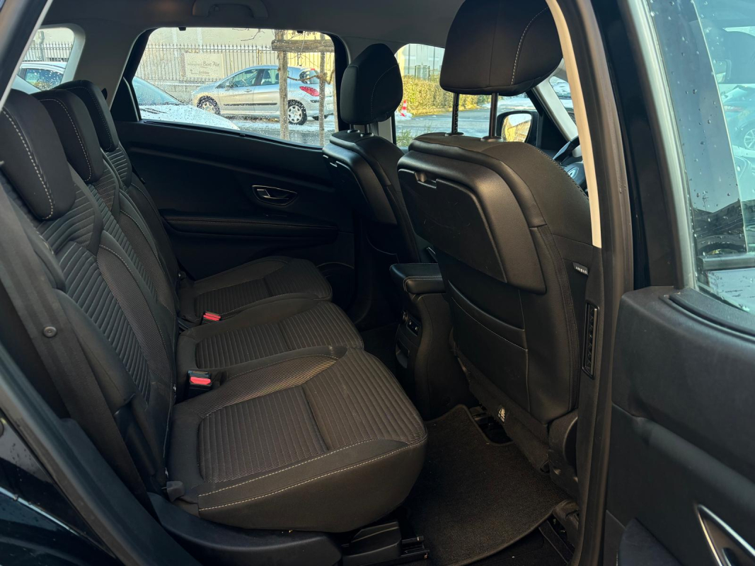 Renault Scenic — 18
