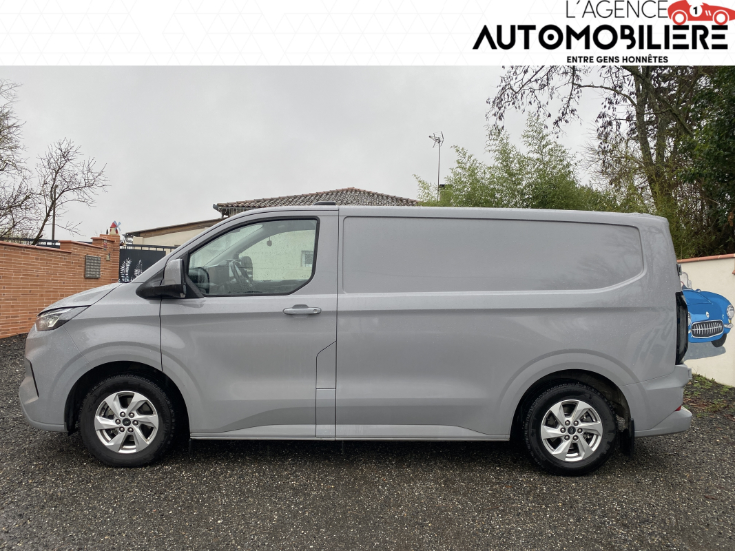 Ford Transit — 5