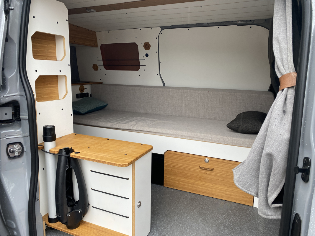 Ford Transit — 14