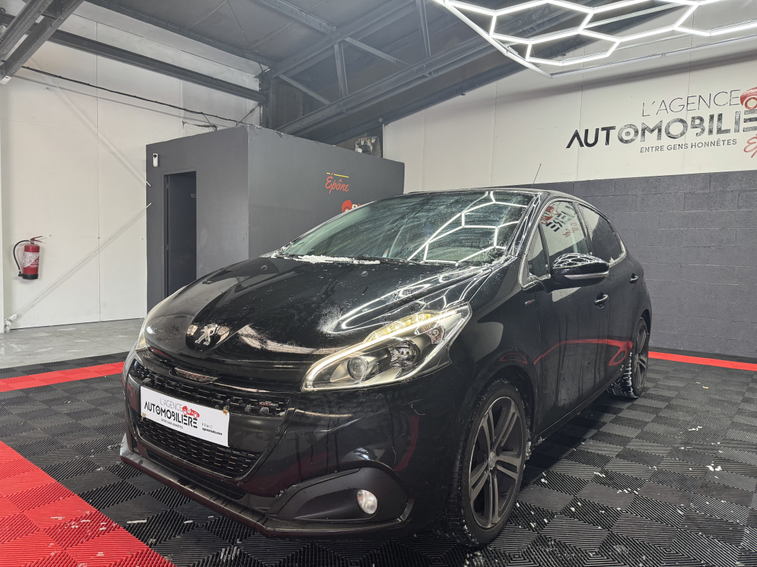 Peugeot 208 — 3