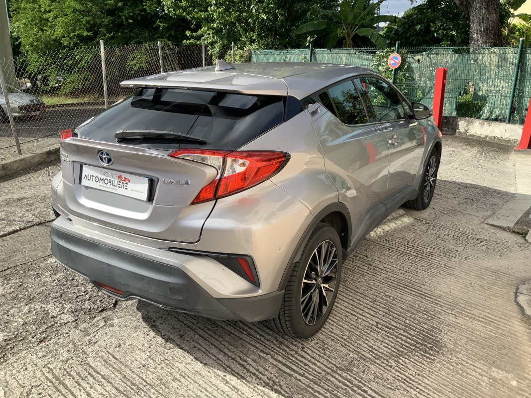 Toyota C-HR — 12