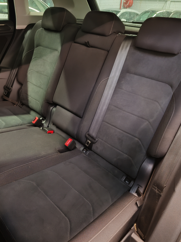 Volkswagen Tiguan — 21