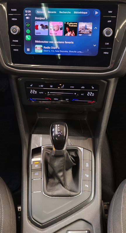 Volkswagen Tiguan — 22