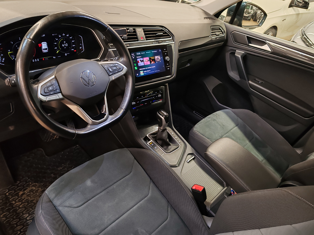 Volkswagen Tiguan — 10
