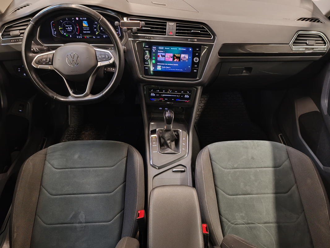 Volkswagen Tiguan — 9