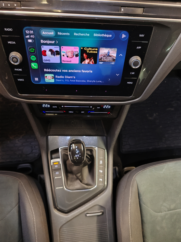 Volkswagen Tiguan — 25