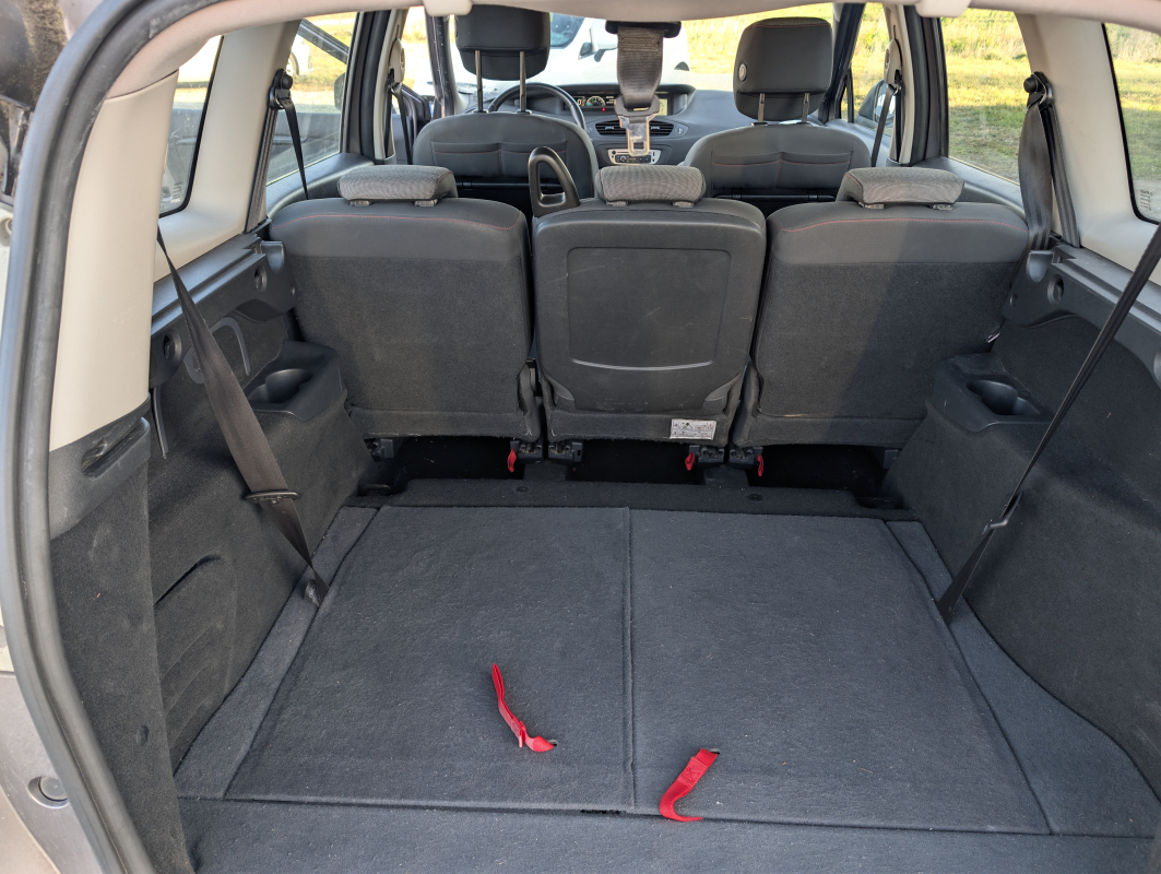Renault Scenic — 16