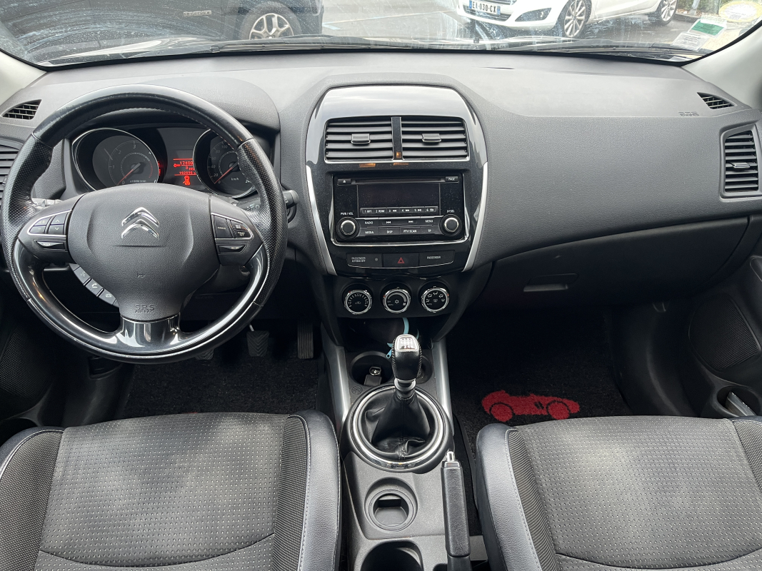 Citroen C4 Aircross — 12