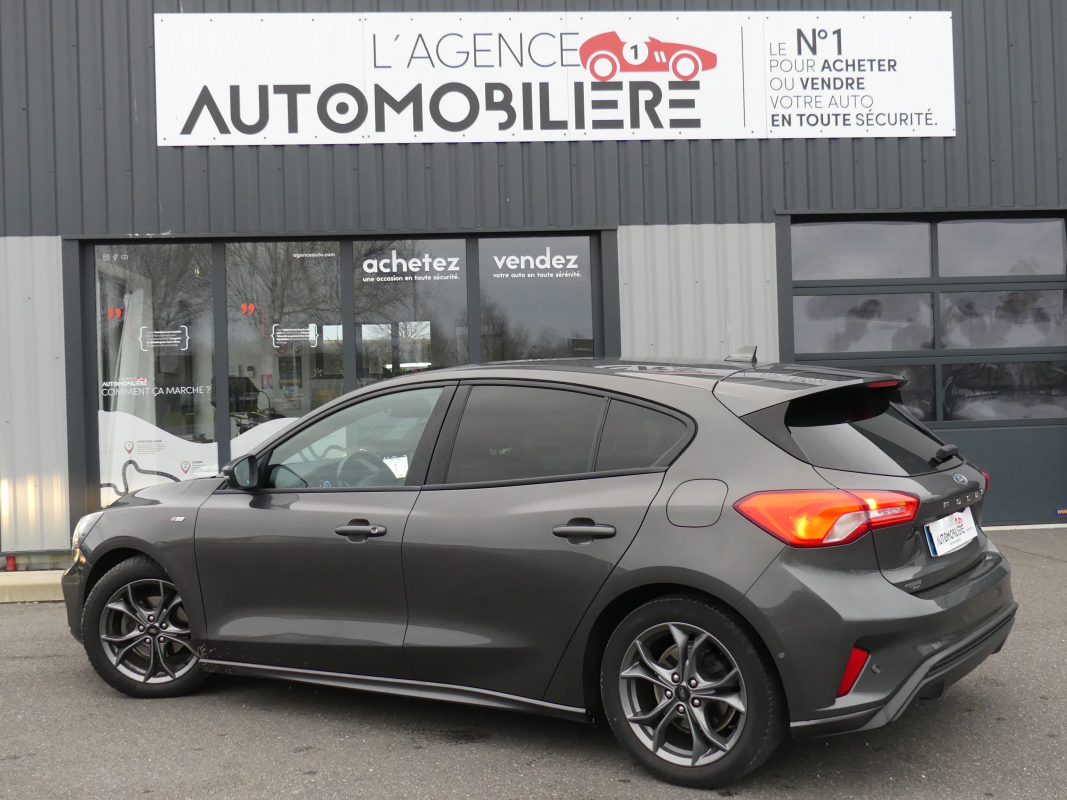 Ford Focus — 3