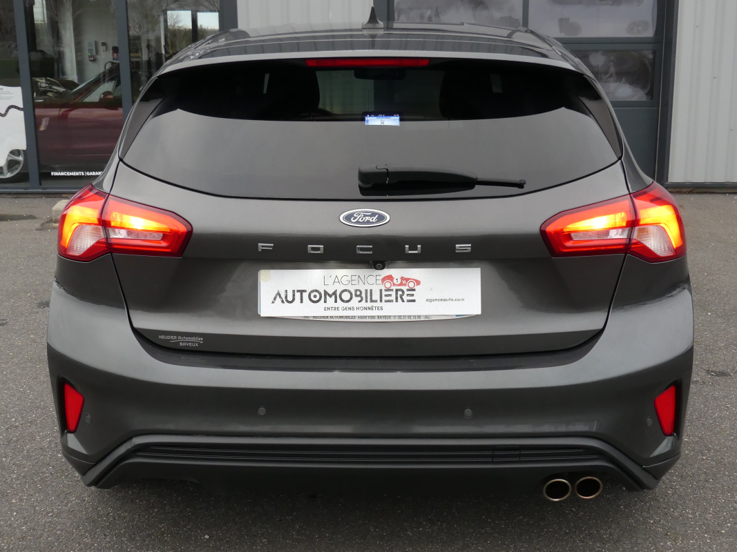 Ford Focus — 4